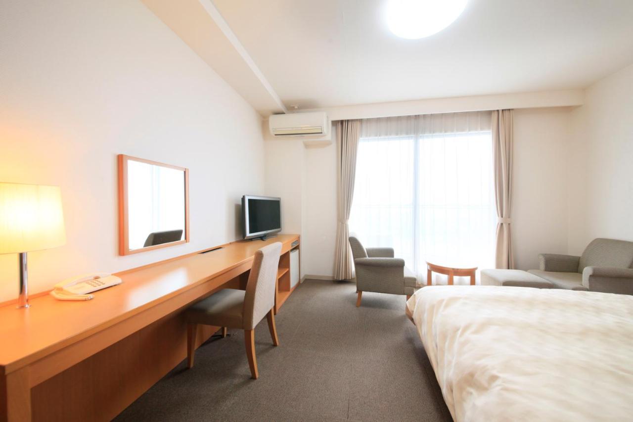 Hotel Green Core Цутиура Экстерьер фото