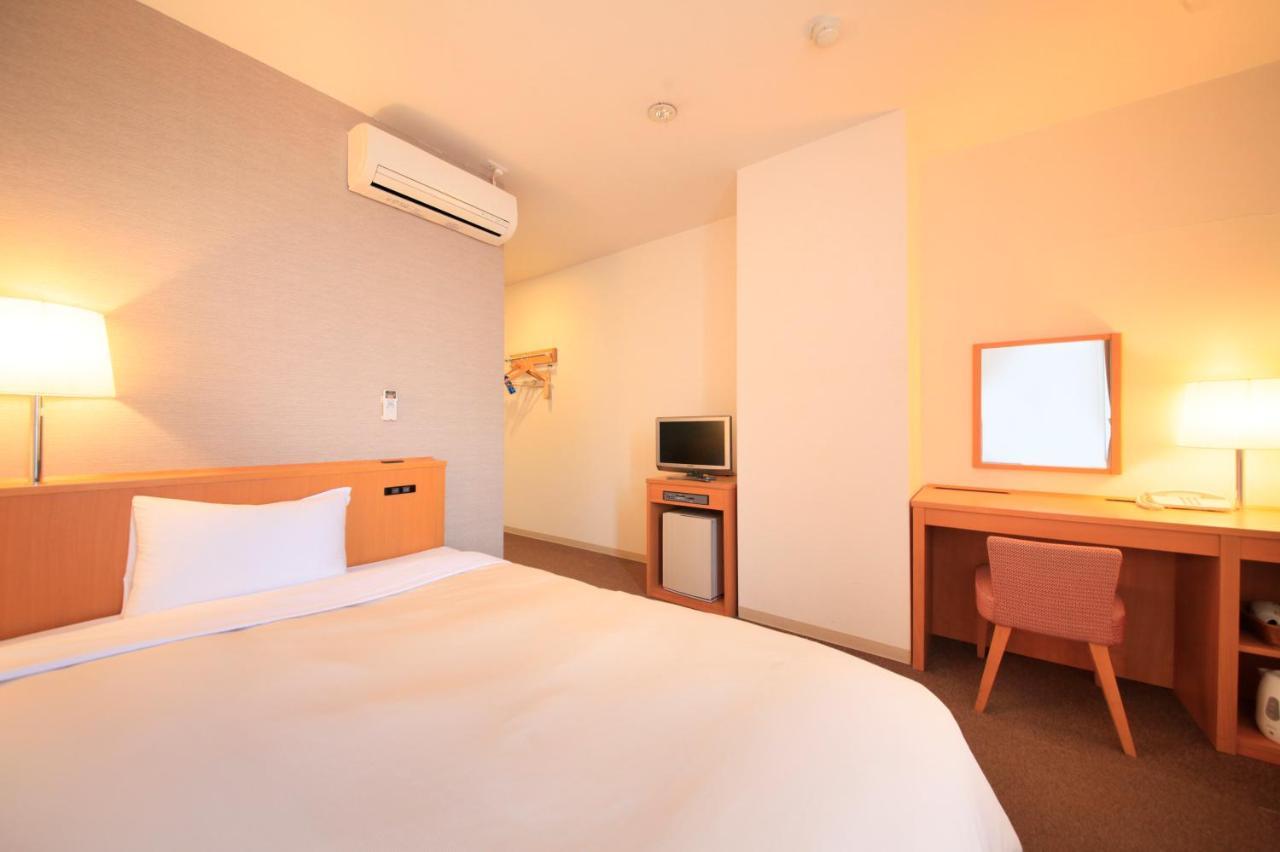 Hotel Green Core Цутиура Экстерьер фото