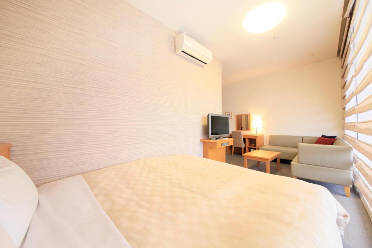 Hotel Green Core Цутиура Экстерьер фото